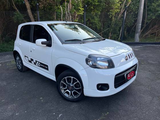 FIAT UNO 1.4 SPORTING 8V FLEX 4P MANUAL